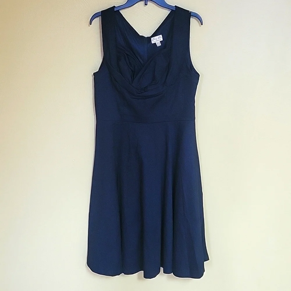 1950's retro Ophelia black swing dress, never worn - Picture 2 of 4